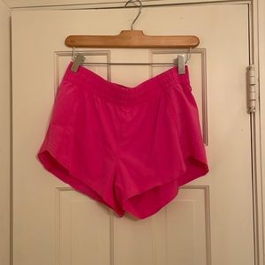 Athleta Hustle Short 3”